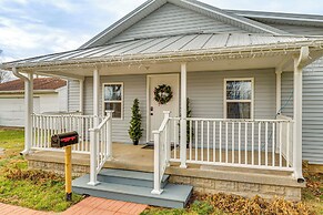 17 Mi to Brookville Lake: Home w/ In-unit Laundry