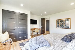 Private Pool & Hot Tub: Luxe Unit Near UTA Train!