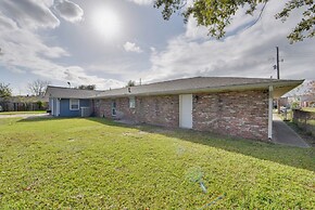 3 Mi to Lake Charles: Family Home in Louisiana!