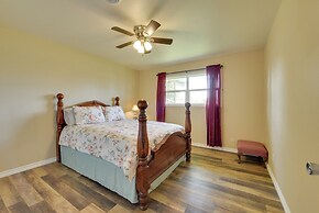 3 Mi to Lake Charles: Family Home in Louisiana!