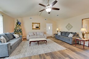 3 Mi to Lake Charles: Family Home in Louisiana!