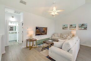 Walk to Whitecap Beach: Corpus Christi Retreat