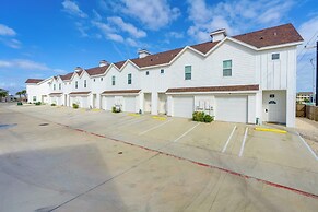 Walk to Whitecap Beach: Corpus Christi Retreat