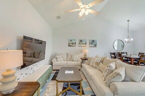 Walk to Whitecap Beach: Corpus Christi Retreat