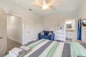 Walk to Whitecap Beach: Corpus Christi Retreat