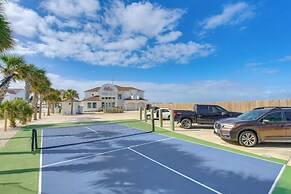 Walk to Whitecap Beach: Corpus Christi Retreat