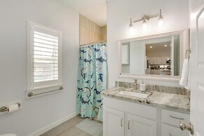 Walk to Whitecap Beach: Corpus Christi Retreat