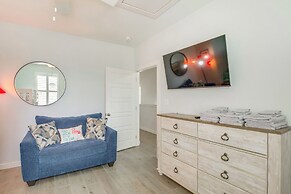 Walk to Whitecap Beach: Corpus Christi Retreat