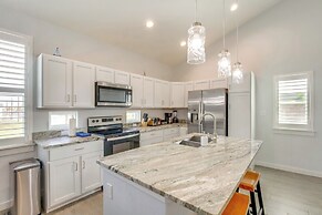 Walk to Whitecap Beach: Corpus Christi Retreat