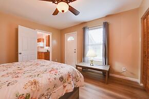 Walking Distance to Casino: Home in Westlake!