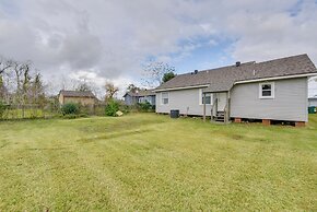 Walking Distance to Casino: Home in Westlake!