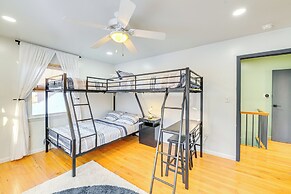 2 Mi to Dtwn: Retreat w/ Game Room in Delhi!