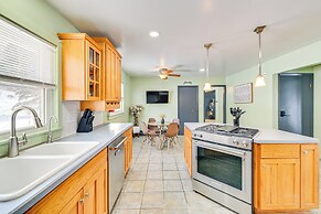 2 Mi to Dtwn: Retreat w/ Game Room in Delhi!