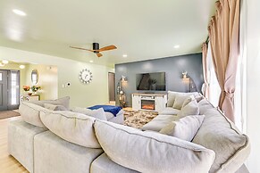 2 Mi to Dtwn: Retreat w/ Game Room in Delhi!