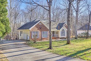 Fire Pit & Wooded Views: Family Home in Dacula!