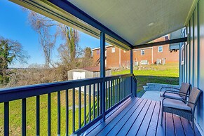 Walk Downtown: Charming Rome Abode w/ Yard!