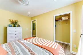 Walk Downtown: Charming Rome Abode w/ Yard!