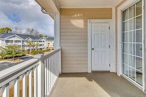 2 Mi to Barefoot Landing: Condo w/ Pool Access