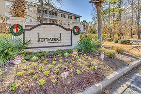 2 Mi to Barefoot Landing: Condo w/ Pool Access