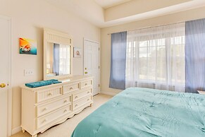 2 Mi to Barefoot Landing: Condo w/ Pool Access