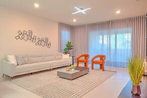 16231 Fantastic Family Home For The Perfect Stay