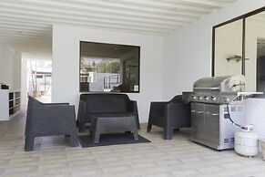 Js -14b 6 Bedroom Home