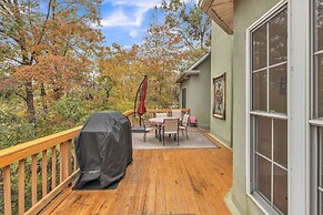 Lux Lake House W/pool & Dock On Deep Water Cove! 4 Bedroom Home