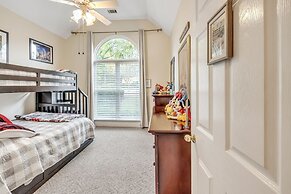 Lux Lake House W/pool & Dock On Deep Water Cove! 4 Bedroom Home