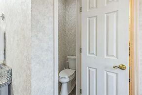 Lux Lake House W/pool & Dock On Deep Water Cove! 4 Bedroom Home