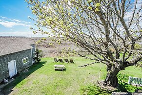 Neptune House Block Island Resort