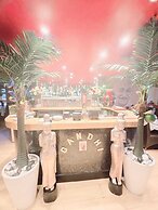 OYO Kingswood Hotel