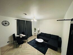 Oxford Charm Apartment-comfort in Prime Location