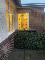 Charming Home in Huddersfield w/ Parking Petsok