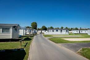 Felixstowe Beach Holiday Park Caravan