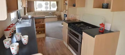 Felixstowe Beach Holiday Park Caravan