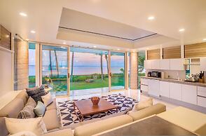 Anini Beachfront Home