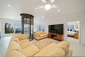 Waterfalling Estate in Ninole