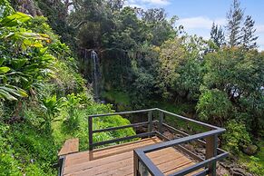Waterfalling Estate in Ninole