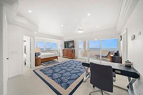 Waterfalling Estate in Ninole