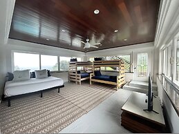 Waterfalling Estate in Ninole