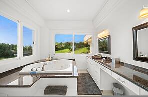 Waterfalling Estate in Ninole