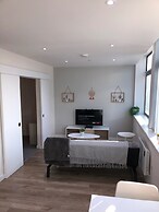 Central Trafford Apartment Free Parking