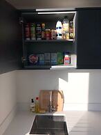 Central Trafford Apartment Free Parking