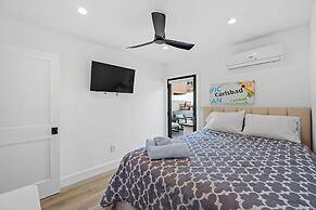 Carlsbad Beachfront Home W Hot tub