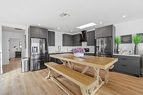 Carlsbad Beachfront Home W Hot tub