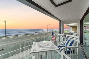Carlsbad Beachfront Home W Hot tub