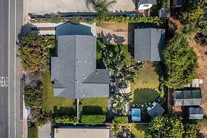 Coastal Palm Haven - With Hot Tub