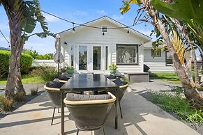 Coastal Palm Haven - With Hot Tub