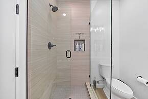 Rooftop Home With Ocean View Private Parking