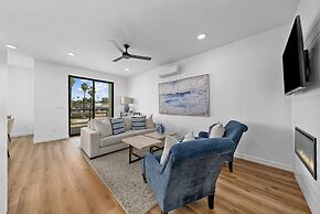 Rooftop Home With Ocean View Private Parking